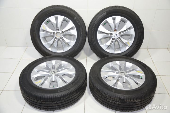 Комплект колес Honda CR-V 4 225/60/17