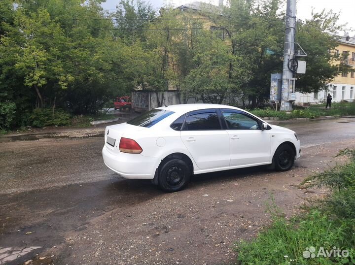 Volkswagen Polo 1.6 МТ, 2012, 40 000 км