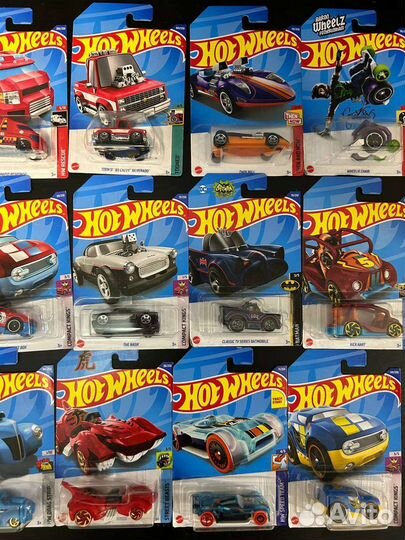 Hot wheels машинки