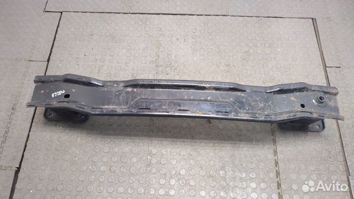 Усилитель бампера Ford Kuga 2019, 2020