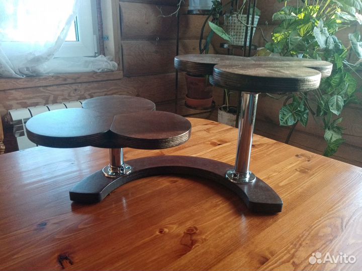 Подставки для цветов на подоконник