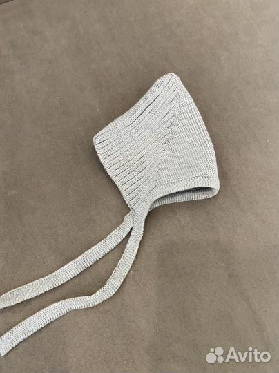 Комбинезон и чепчик