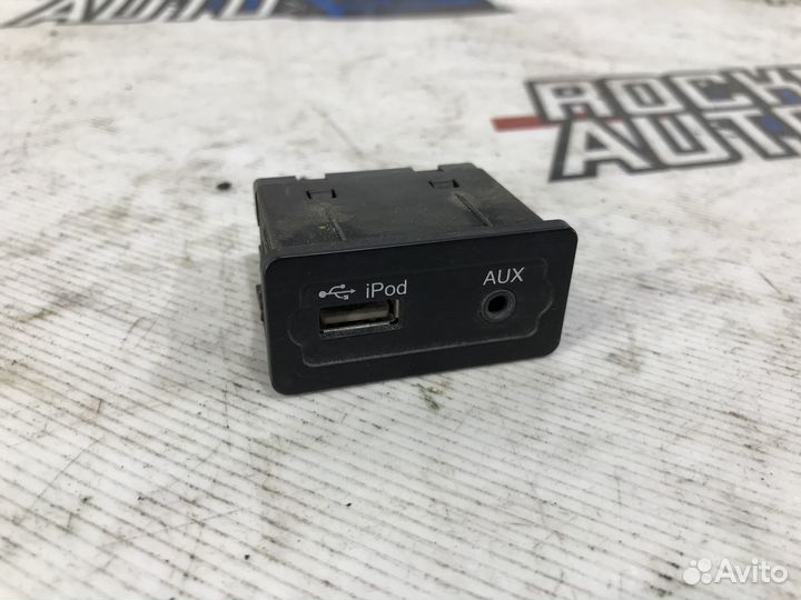 Разъем USB Chery Tiggo 5 T21 J427901015