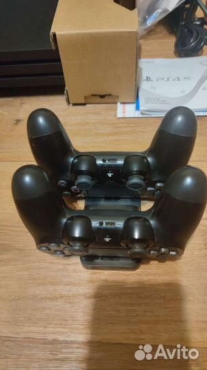 Sony playstation 4 PS4 pro 1tb