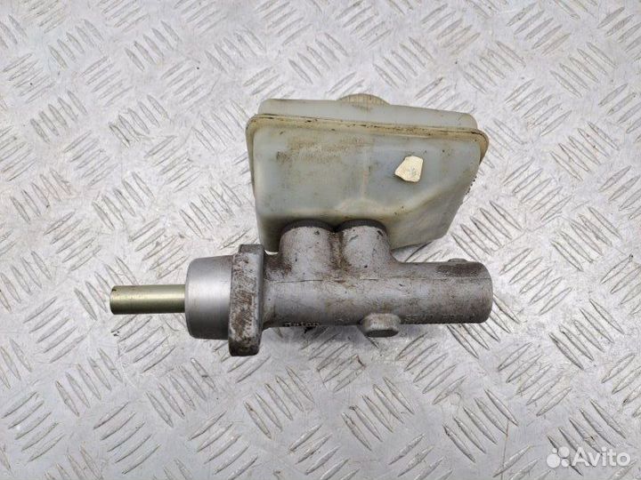 Цилиндр тормозной главный Opel Vectra B 1.8 X18XE