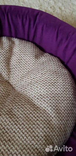 Лежанка для кошек новая