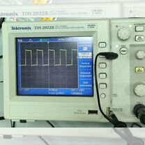 Tektronix TDS 2022B