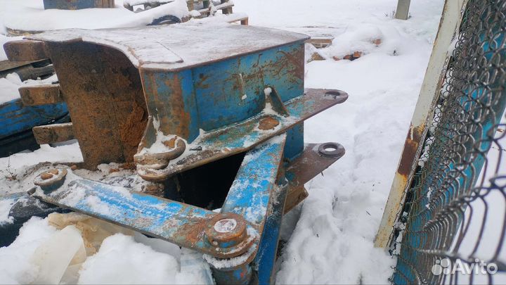 Ковш экскаватора мтз