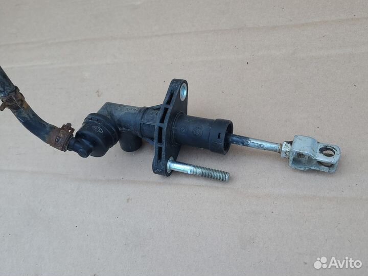 Главный цилиндр сцепления Kia Spectra 2001-2011