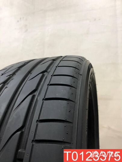 Bridgestone Potenza S001 235/40 R19 96W