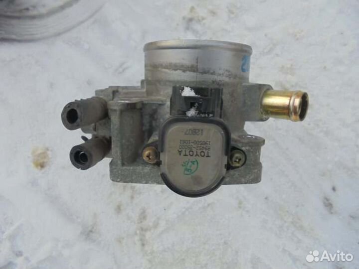 Дроссельная заслонка Toyota Celica ZZT231 2ZZ-GE