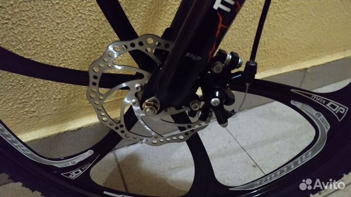 Велосипед горный складной на литых дисках, новый