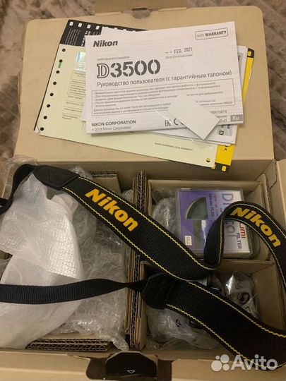 Зеркальный фотоаппарат nikon