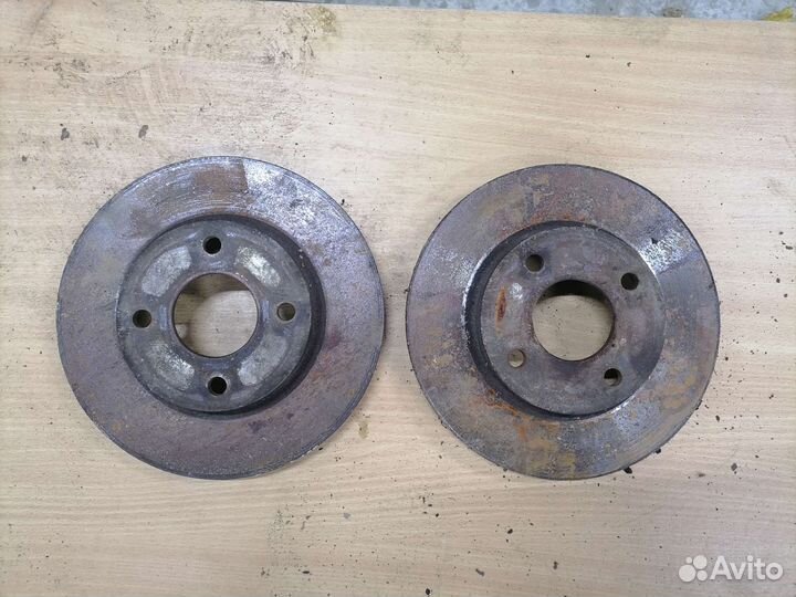 Диск тормозной передний Ford Mondeo 2