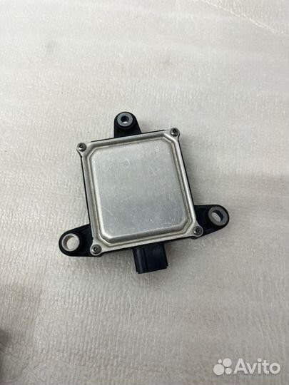 Блок слепых зон Toyota Land Cruiser 200 2015-2021