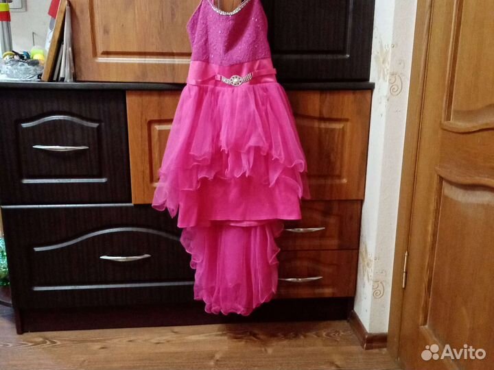 Нарядные платья