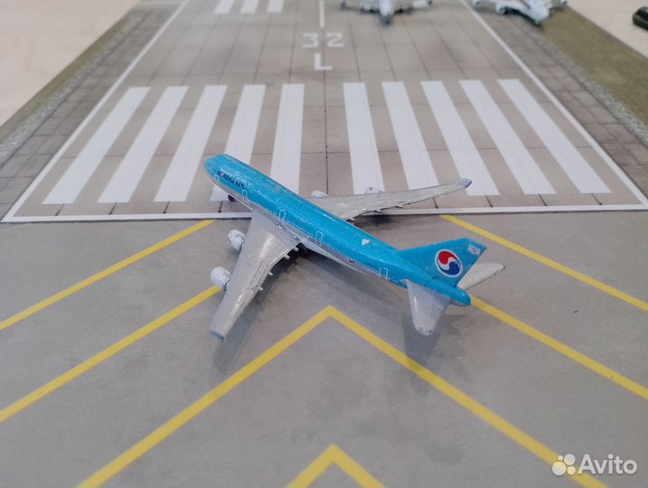 Самолёт Boeing 747 