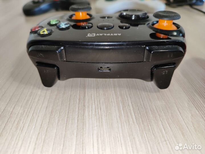 Беспроводной геймпад art play