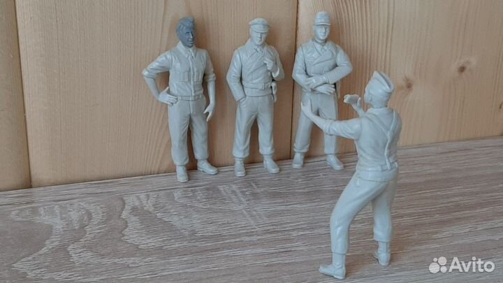 Фигуры танкистов Alanger 1/35 - собранные, Б/У