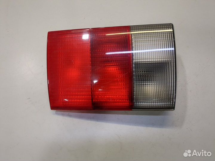 Фонарь крышки багажника Audi 80 (B4), 1991