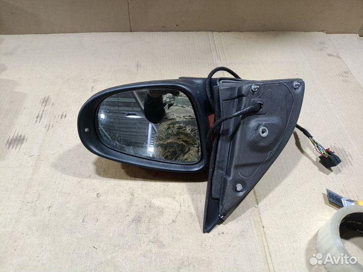 Зеркало Volkswagen Golf 1K (Правое)