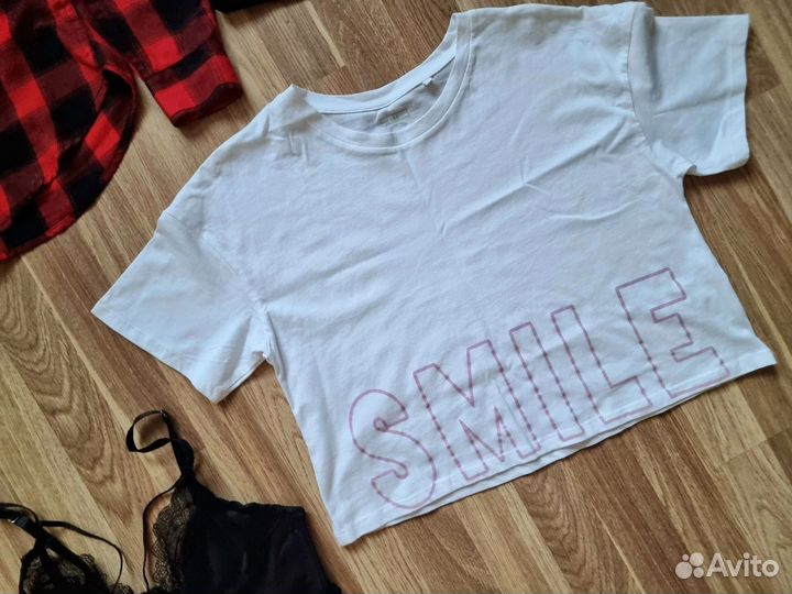 Футболки, рубашка в клетку, бюстгальтер кружевной