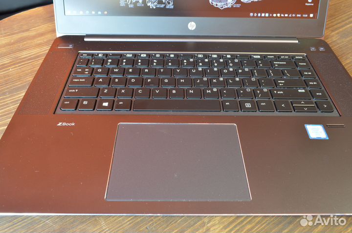 Ноутбук HP ZBook Studio G3: i7-6820/16Gb/SSD240Gb