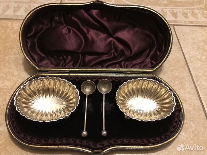 Набор солонок в коробке серебро 925. Англия 1889 г