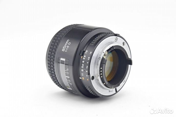 Объектив Nikon AF 85mm f/1.8D (состояние 4)