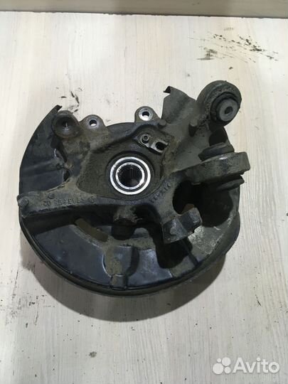 Кулак поворотный задний левый BMW 3 Е90