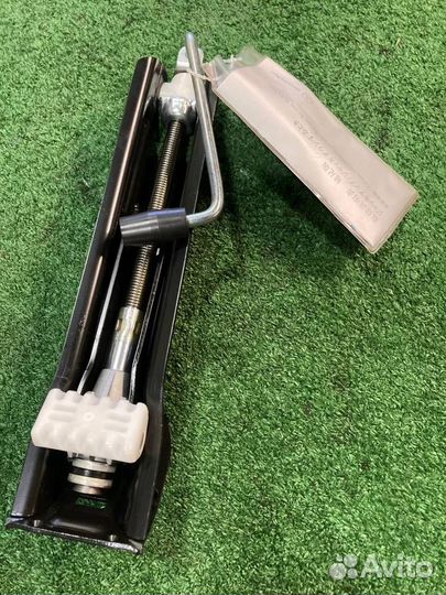 Домкрат Mercedes-Benz E-Class W212 274920 2015