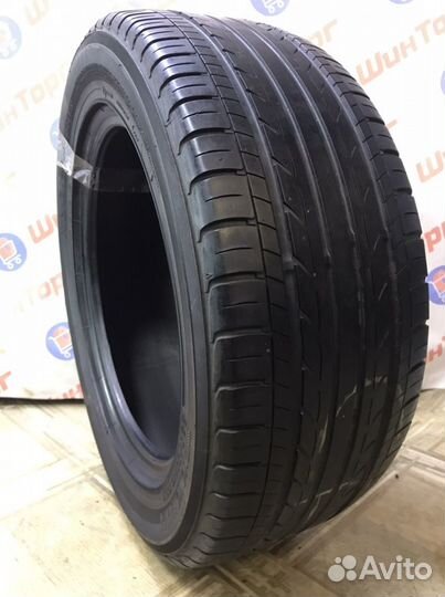 Yokohama AVS Decibel V550 225/55 R16