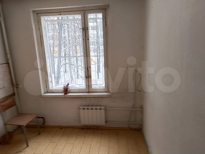 Доля в 3-к. квартире, 58,8 м², 2/9 эт.