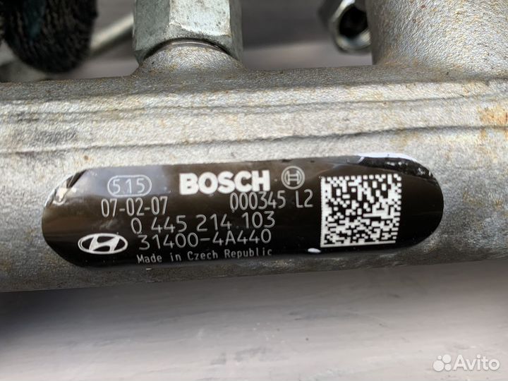 Топливная рампа Kia Sorento 2.5 л diesel D4CB