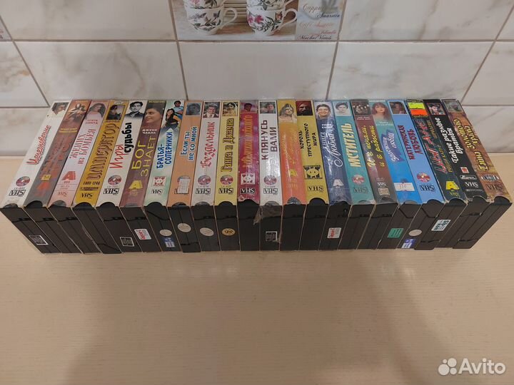 Индийские фильмы / 04.2023 / видеокассеты / VHS