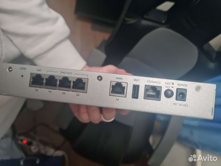 Маршрутизатор Zyxel USG40