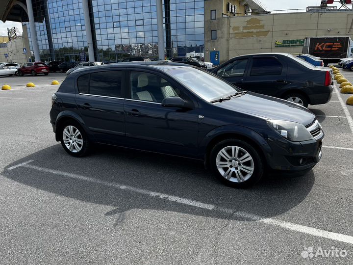 Opel Astra 1.8 МТ, 2008, 216 000 км