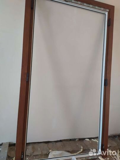 Дверь пластиковая входная