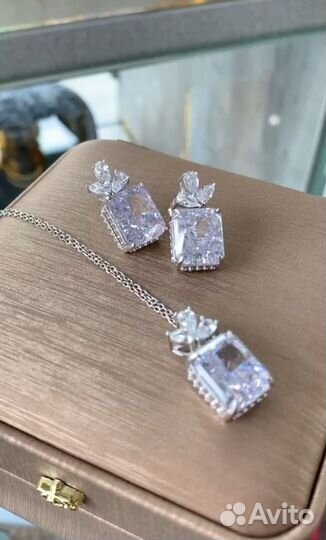 Золотые серьги