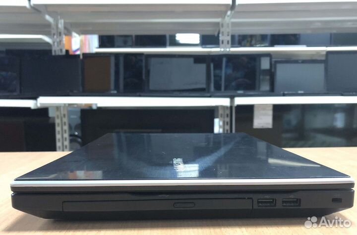 Samsung/i5 2450/4GB/GT520MX/500GB/15.6