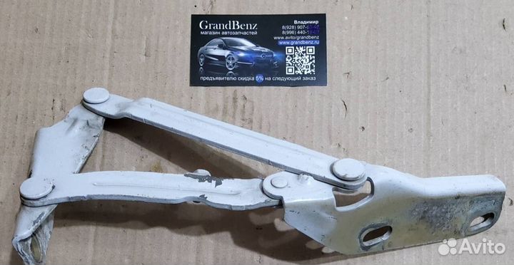 Петля капота Mercedes Sprinter W906