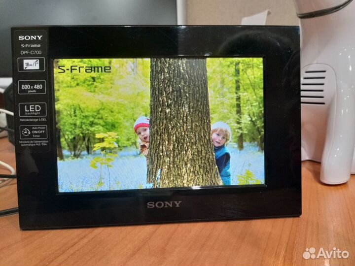 Цифровая фоторамка sony