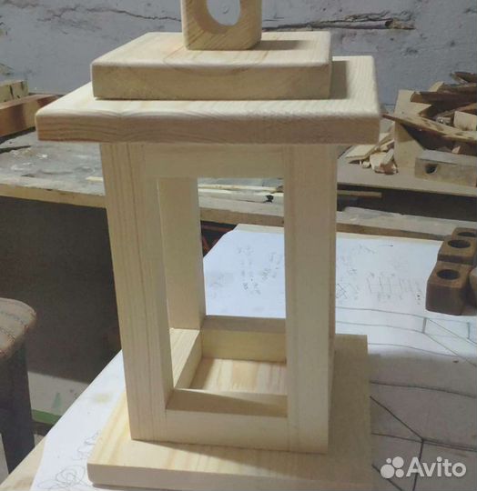 Декоративный фонарь из дерева