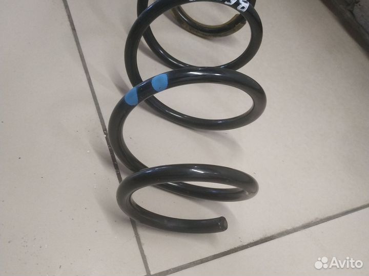 Лада Веста универсал.2018г.пружина передняя