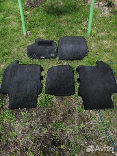 Автомобильные коврики на Honda Fit 3 поколение