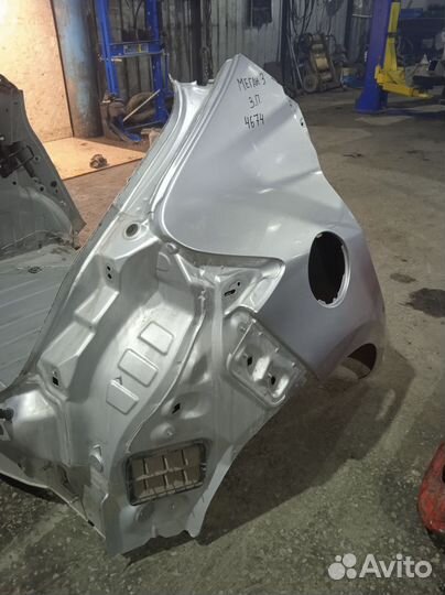 Крыло заднее правое Renault Megane