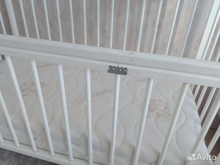 Детская кроватка