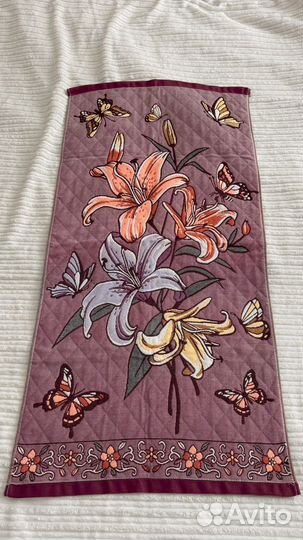 Продам комплект полотенец