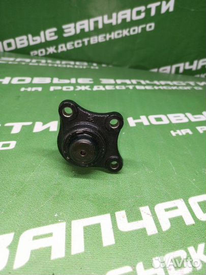 Шаровая опора Mitsubishi Delica 1995