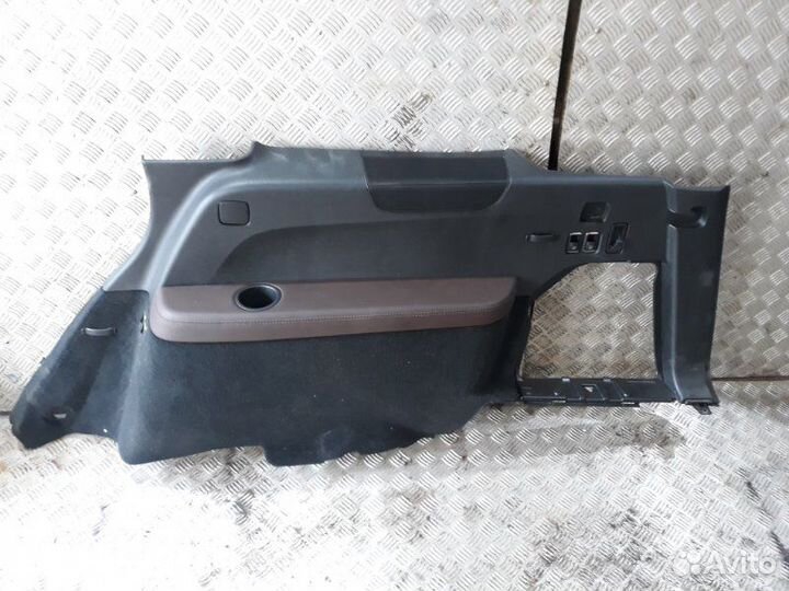 Обшивка багажника прав. Mercedes-Benz GL-Class